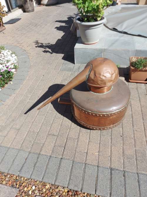 Antique. 100% copper, Distilling kettle- Not functional. Ornamental value only